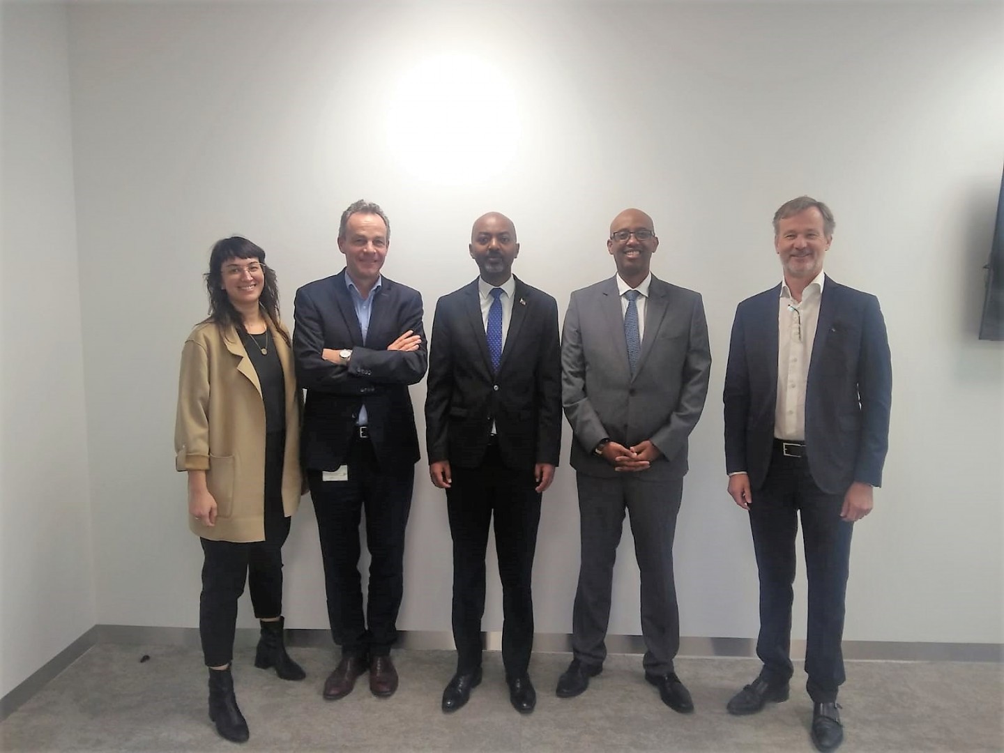 Ambassador of Ethiopia visits Biotech Campus Delft